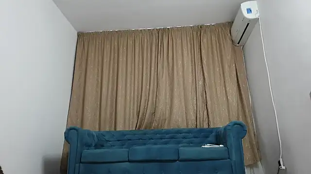 Snapshot of BLOND_GOD chatting on March 2026 10:24:01 PM BLOND GOD online show from March 2026 10:24:01 PM