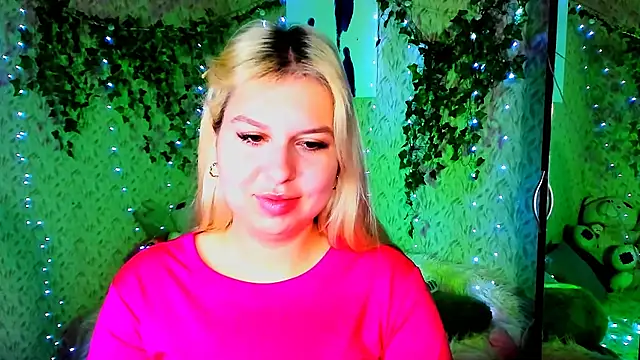 ChloeRicc online show from November 2025 02:02:01 PM