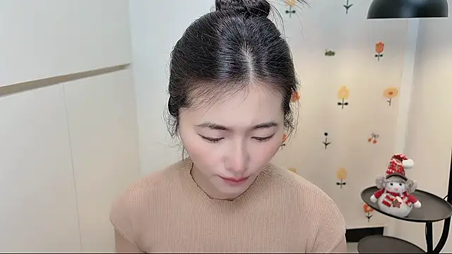 Snapshot of Rosalind_xixi chatting on May 2026 01:10:01 AM Rosalind xixi online show from May 2026 01:10:01 AM