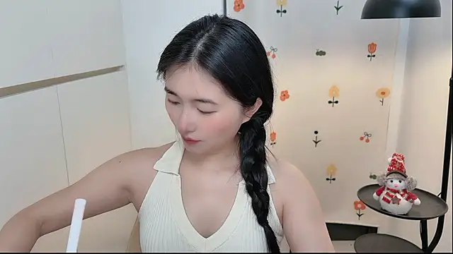 Snapshot of Rosalind_xixi chatting on May 2026 02:52:01 AM Rosalind xixi online show from May 2026 02:52:01 AM