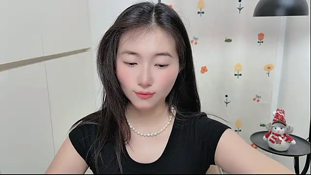 Snapshot of Rosalind_xixi chatting on May 2026 02:53:02 AM Rosalind xixi online show from May 2026 02:53:02 AM