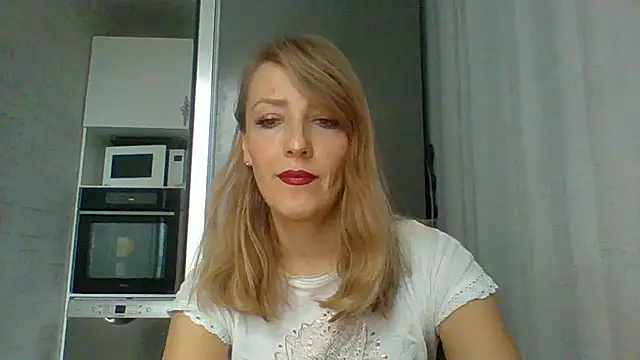 Vexxaa online show from February 2026 12:34:01 PM