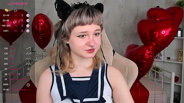 Snapshot of Tori_Cutie chatting on February 2026 12:04:02 AM Tori Cutie online show from February 2026 12:04:02 AM