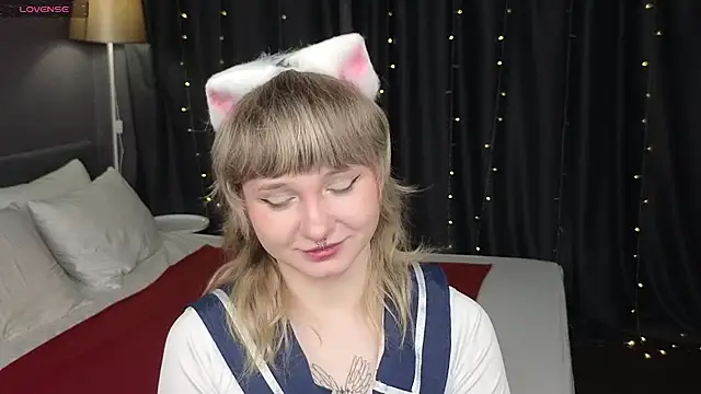 Snapshot of Tori_Cutie chatting on March 2026 12:04:01 AM Tori Cutie online show from March 2026 12:04:01 AM