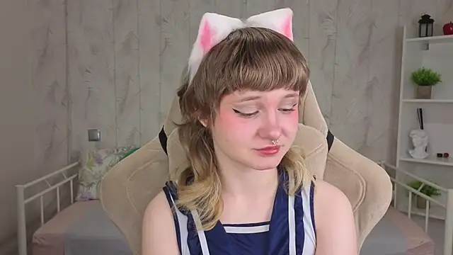 Tori Cutie online show from May 2026 12:06:01 AM