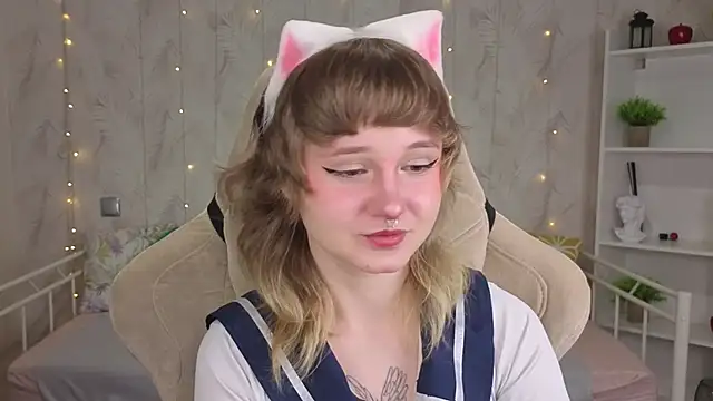 Tori Cutie online show from May 2026 12:06:01 AM