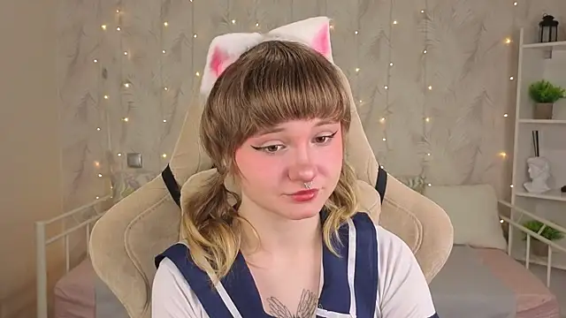 Tori Cutie online show from May 2026 12:08:01 AM