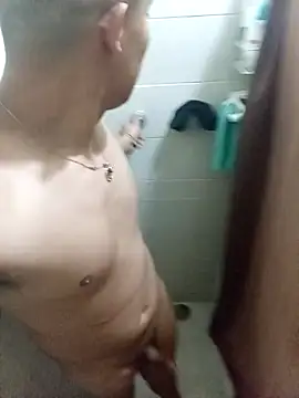 Tupapasiitooo online show from April 2026 05:19:02 AM