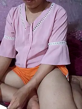 Snapshot of TinTin321 chatting on March 2026 01:15:02 PM TinTin321 online show from March 2026 01:15:02 PM