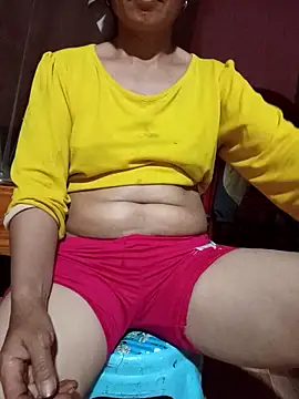 Snapshot of TinTin321 chatting on March 2026 11:32:02 AM TinTin321 online show from March 2026 11:32:02 AM