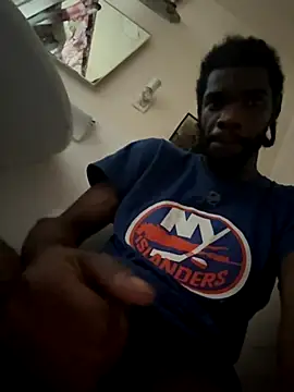 Snapshot of BigBDMari chatting on September 2025 10:13:01 PM BigBDMari online show from September 2025 10:13:01 PM