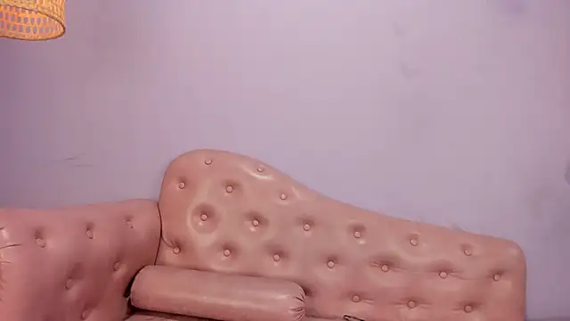 KikaDuque online show from April 2026 07:14:01 PM