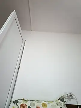 Vera Elle online show from November 2025 12:44:01 AM