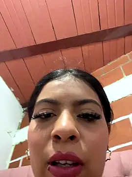 Snapshot of Rachellcooperrr chatting on December 2025 02:28:01 AM Rachellcooperrr online show from December 2025 02:28:01 AM