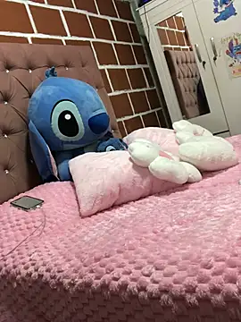 Snapshot of Rachellcooperrr chatting on February 2026 12:27:02 AM Rachellcooperrr online show from February 2026 12:27:02 AM