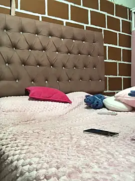 Snapshot of Rachellcooperrr chatting on February 2026 12:06:01 AM Rachellcooperrr online show from February 2026 12:06:01 AM