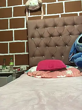 Snapshot of Rachellcooperrr chatting on March 2026 12:27:02 AM Rachellcooperrr online show from March 2026 12:27:02 AM