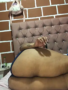 Snapshot of Rachellcooperrr chatting on March 2026 06:52:01 AM Rachellcooperrr online show from March 2026 06:52:01 AM