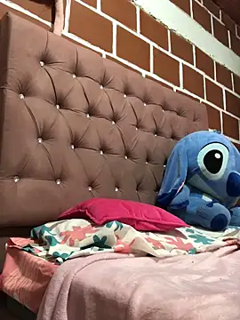 Snapshot of Rachellcooperrr chatting on March 2026 12:58:02 AM Rachellcooperrr online show from March 2026 12:58:02 AM