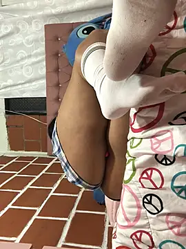 Snapshot of Rachellcooperrr chatting on April 2026 06:10:02 AM Rachellcooperrr online show from April 2026 06:10:02 AM