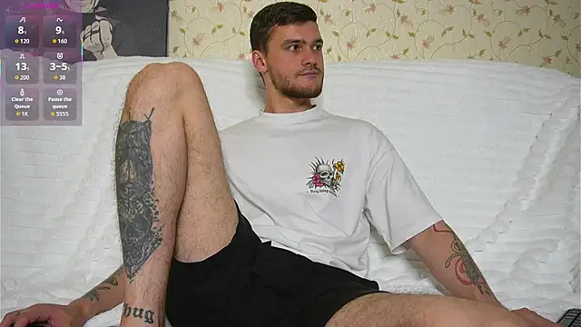 johnstoneisland online show from May 2026 07:55:01 PM