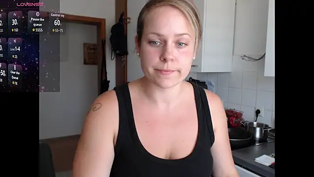 NinaBluex online show from July 2026 05:15:01 PM
