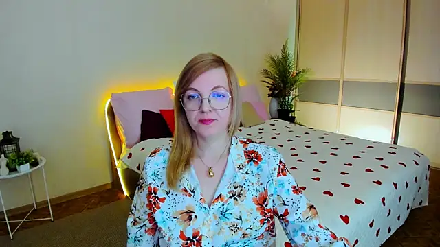 YourUniverser online show from May 2026 09:50:02 AM