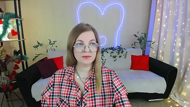 YourUniverser online show from May 2026 04:42:01 AM