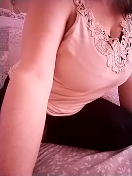zerdaliii online show from April 2026 03:51:02 PM