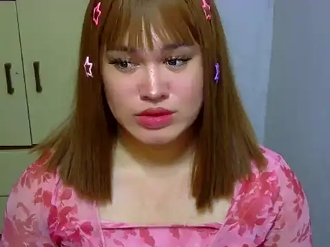 Snapshot of Annierose_ts chatting on February 2026 07:01:02 PM Annierose ts online show from February 2026 07:01:02 PM