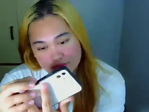 Snapshot of Annierose_ts chatting on February 2026 08:04:02 PM Annierose ts online show from February 2026 08:04:02 PM