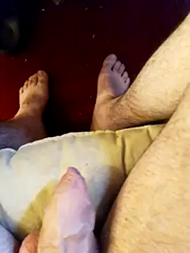 Snapshot of chrisdic27 chatting on February 2026 09:14:02 AM chrisdic27 online show from February 2026 09:14:02 AM