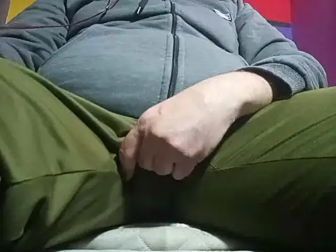 Snapshot of BabyBearMilk chatting on October 2025 05:53:02 AM BabyBearMilk online show from October 2025 05:53:02 AM