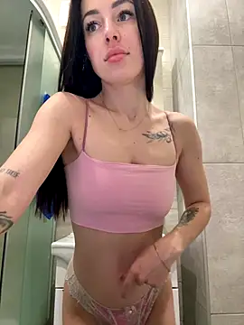 Snapshot of SakuraSara chatting on December 2025 04:07:02 AM SakuraSara online show from December 2025 04:07:02 AM