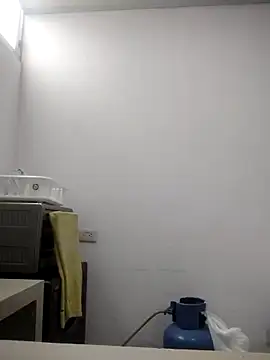 Nala1986 online show from November 2025 03:36:02 PM