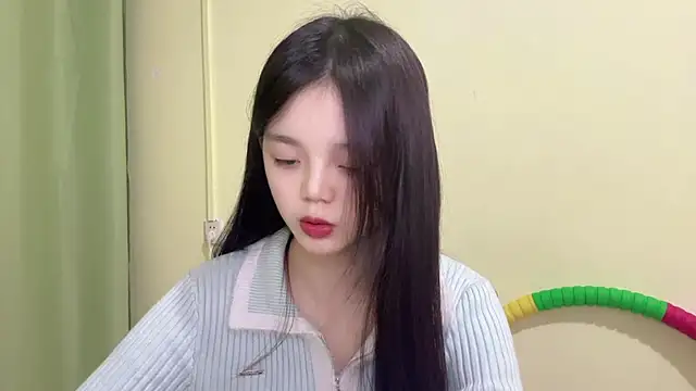 Snapshot of Nicole-13 chatting on November 2025 11:10:02 AM Nicole-13 online show from November 2025 11:10:02 AM