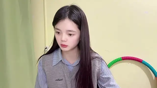 Snapshot of Nicole-13 chatting on January 2026 11:25:02 AM Nicole-13 online show from January 2026 11:25:02 AM