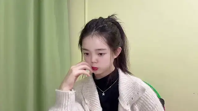 Snapshot of Nicole-13 chatting on January 2026 01:27:02 PM Nicole-13 online show from January 2026 01:27:02 PM