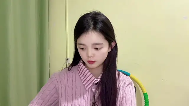 Snapshot of Nicole-13 chatting on February 2026 01:16:02 PM Nicole-13 online show from February 2026 01:16:02 PM