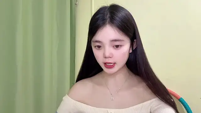 Snapshot of Nicole-13 chatting on February 2026 01:50:02 PM Nicole-13 online show from February 2026 01:50:02 PM