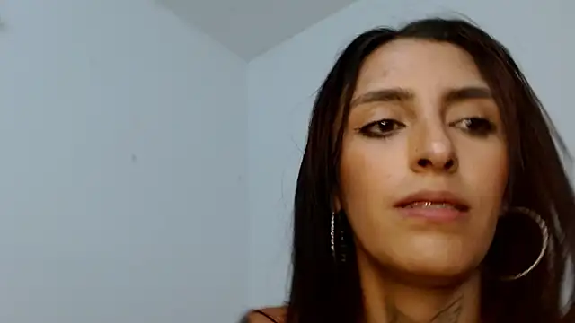 suzanhot 30 online show from September 2025 07:35:01 PM