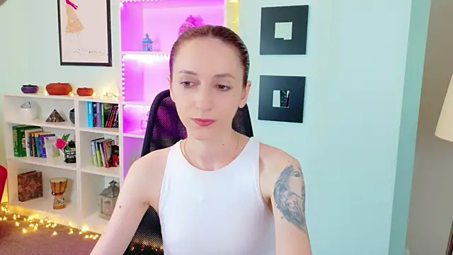 Julia Jae online show from June 2026 06:59:02 AM