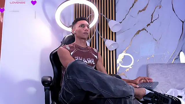 JulienSaint online show from February 2026 09:28:02 AM