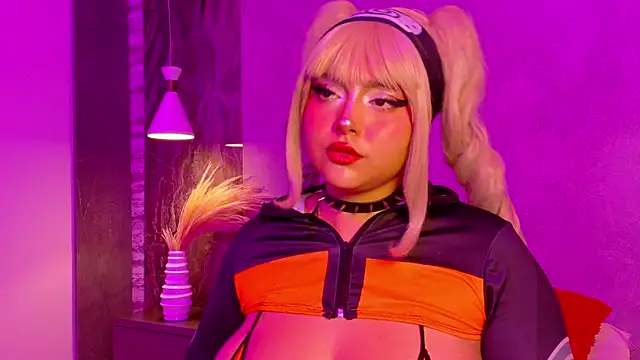 SamanthaaReed online show from September 2025 07:48:02 PM