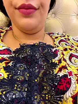 Snapshot of Bold-arabic-vibes chatting on November 2025 10:43:02 PM Bold-arabic-vibes online show from November 2025 10:43:02 PM