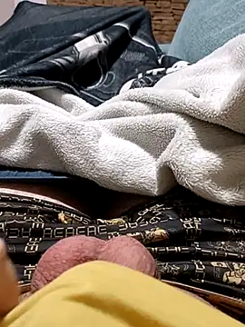 WaZaBytee online show from November 2025 05:13:02 AM