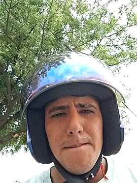 Joel4518 online show from April 2026 04:44:02 PM