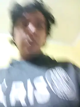 Snapshot of AngelRevery chatting on September 2025 09:47:02 PM AngelRevery online show from September 2025 09:47:02 PM