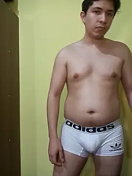 Snapshot of AngelRevery chatting on October 2025 10:42:02 PM AngelRevery online show from October 2025 10:42:02 PM