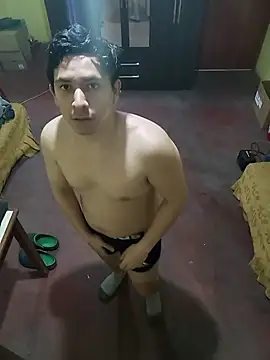 Snapshot of AngelRevery chatting on October 2025 10:39:02 PM AngelRevery online show from October 2025 10:39:02 PM